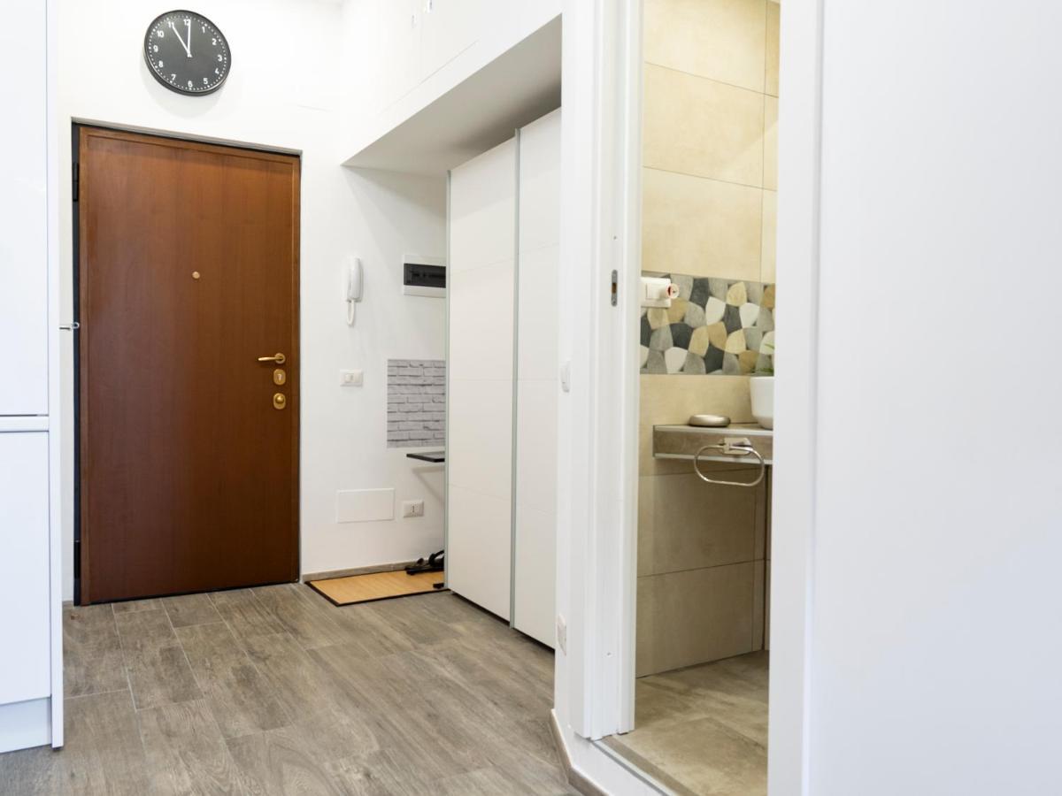 Casa Vacanze Macchi Milan Exterior photo
